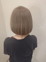 リー ルーチェ 布施(Lee Luce)&nbsp;メルティーベージュ×ショートスタイル【真栄田】