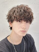 フィフス 原宿(fifth)&nbsp;ツイストスパイラルパーマショートレイヤーマッシュツーブロック