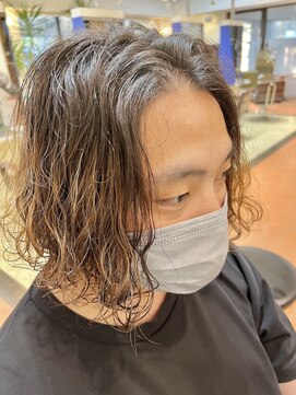 ハイマインド(HIGH MIND) ツイストスパイラル&波巻きパーマ