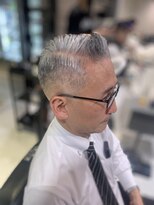 フランクスバーバーザスタンド(Frank’s barber the stand) サイドパートスキンフェードK