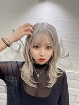 ヘアーグランデシーク(Hair Grande Seeek) 韓国風ハイトーンダブルカラーホワイトベージュ☆