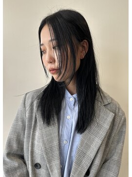 ラトリエ(L'Atelier) 黒髪／ストレートスタイル／ブルーブラックカラー