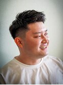 テーパーフェード アップバングスタイル