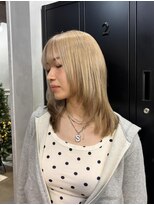 ジーナ(XENA) 小顔に魅せるヘア×ミルクティー×渋谷
