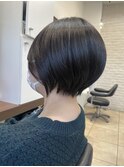 ショートボブ