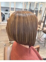 ビズヘアー グランバース(bisou hair grandbase) 大人3Dカラー 前下りボブ