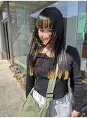 裾カラーでポイントを