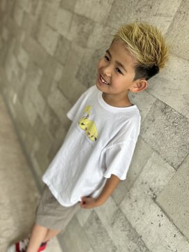 ヘアーメイクスタジオ ライフセカンド(HAIR MAKE STUDIO LIFE 2ND) キッズカット、ブリーチカラー