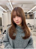 シースルーバングハッシュカットミディアムレイヤー