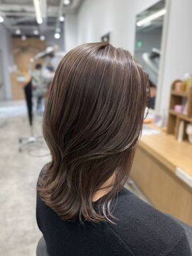 アヴァンス 京橋店(AVANCE) 着物ヘア/白髪ぼかし/ダークアッシュ/似合わせカット/京橋