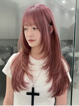 イリ(iLi) 【iLi×Ryong】レイヤーカット/ハッシュカット/ピンクベージュ
