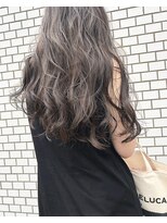 ケンジ 横浜(KENJE) ハイライト/グレージュ/透明感カラー/ブリーチ