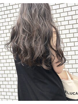 ケンジ 横浜(KENJE) ハイライト/グレージュ/透明感カラー/ブリーチ