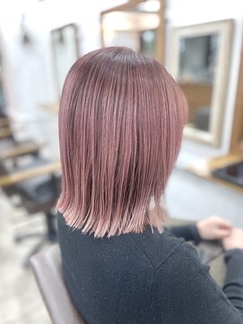 リッカ(RICCA) 【ハイライトカラー】ピンクベージュ/ホワイトピンク/外ハネボブ