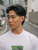 ペルズヘア(PELLS HAIR)&nbsp;センターパートフェザーショートフェザーパーマ大人メンズヘア