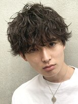 マグカーネバイフィフス オカヤ(Mag KANE by fifth okaya)&nbsp;岡谷メンズカットメンズパーマシャドウパーマ無造作パーマ韓国風