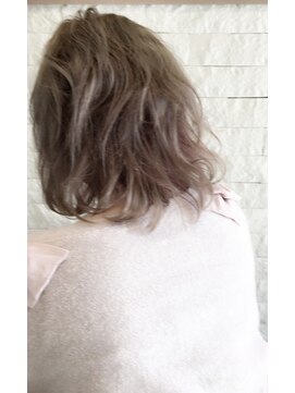 ベルタ(BELTA) ピンクベージュ