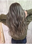 高明度バレイヤージュ☆シースルーアッシュグレー
