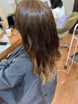 アローズ 新さっぽろサンピアザ店(HELLO'S) グラデーションベージュ