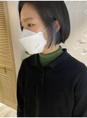 【三ツ井純】切りっぱなしボブ インナーカラーブルー 前髪なし