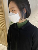 コフィー バイ メルト 吉祥寺(cofy by melt)&nbsp;【三ツ井純】切りっぱなしボブ インナーカラーブルー 前髪なし
