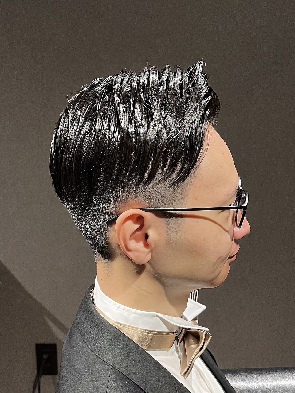 ビジネスフォーマル ハイフェードツーブロック 七三オールバック