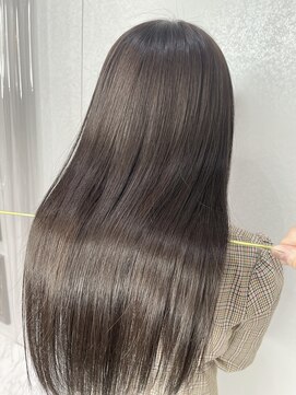 エスカーラ 表参道(THE ESCALA) @aidaman321 髪質改善/髪質改善縮毛矯正/髪質改善トリートメント