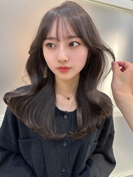 アフロートリノ(AFLOAT Leino) 大人可愛い　くびれヘア　レイヤーカット　顔まわり　前髪カット