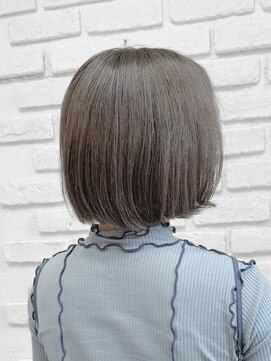 ビランチェ 池袋(bilancia) 切りっぱなしボブ/グレージュ/大人ボブ/ショートボブ/池袋東口