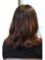 ミリ 国分寺(Mili)&nbsp;ミディアムレイヤーカット