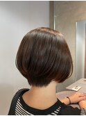 ツーセクションショートボブ