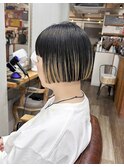 ミニボブにプイレイングカラー