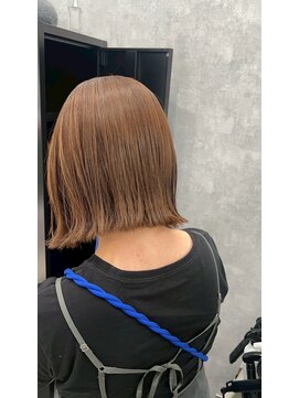 ネウィ/ジャム 三宮(newi/JAM) 大人かわいいエギョモリ ミルクティーブラウン ひし形シルエット