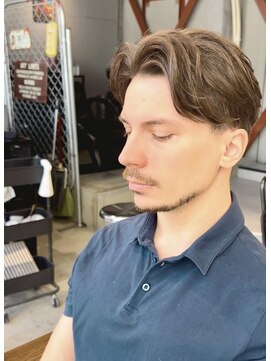 ジジバイワースホワイル(jiji by WORTH WHILE) 外国人風パーマウルフカルマパーマベリーショートダークアッシュ