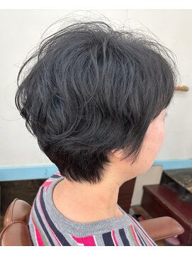 ヘアーマツシタ(Hair Matsushita) クセ毛ショートカットスタイル