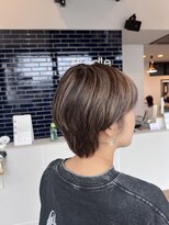 リドル ヘアー 駒生店(Riddle HAIR)&nbsp;丸みショート×細めハイライトで大人っぽく