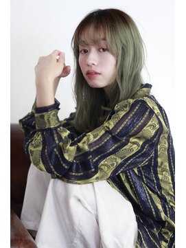 ロンド(RONND) グリーンカラーのハイトーンミディアム