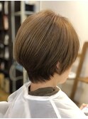 ショートボブ