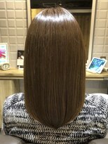 カミケンガレリア(kamiken. galleria)&nbsp;うるツヤ大人上品やわらか美髪ストレート【カミケンガレリア】