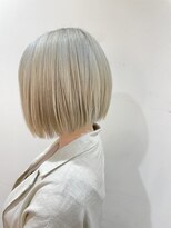 美容室 アイディー i-dee ハイトーンボブ