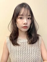 リンヘアーバイギフト 表参道(RIN hair by GIFT) レイヤーミディ　シースルーバング　アンニュイ　愛され