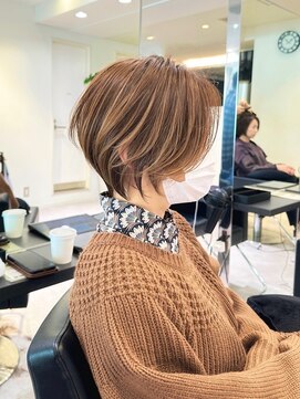 バンプ ギンザ(BUMP GINZA) 30代、40代/丸みくびれショートボブ×白髪染めハイライト/大宮