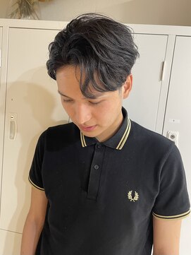 リト(riTo) ニュアンスデザイン　フェザーショート　サーフカール