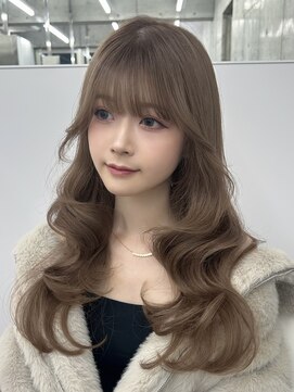 エヌアイ オモテサンドウ(ni omotesando) ☆ふんわりガーリーヘア ハイトーンミルクティーカラー☆