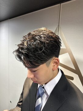 ライズ 渋谷店(RISE) ニュアンスフェザーショートビジネスマンパーマ