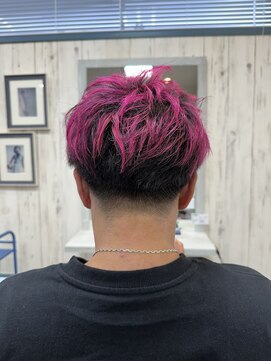 ホリック(HOLiC) ショートツーブロック刈り上げ