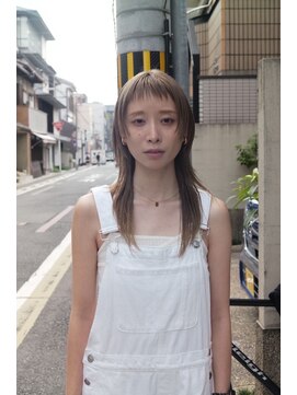 マレ(MARAIS) シャープなウルフスタイル