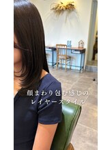 テテ(tete) 顔まわりにやわらかなニュアンスを。