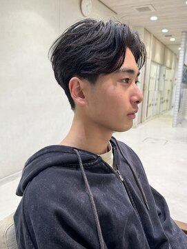 パーク(PAAQ) センターパートニュアンスパーマフェザーパーマメンズカット