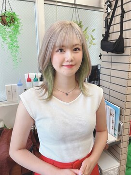 カシビ(kashibi) ホワイトブランドにパステルグリーン